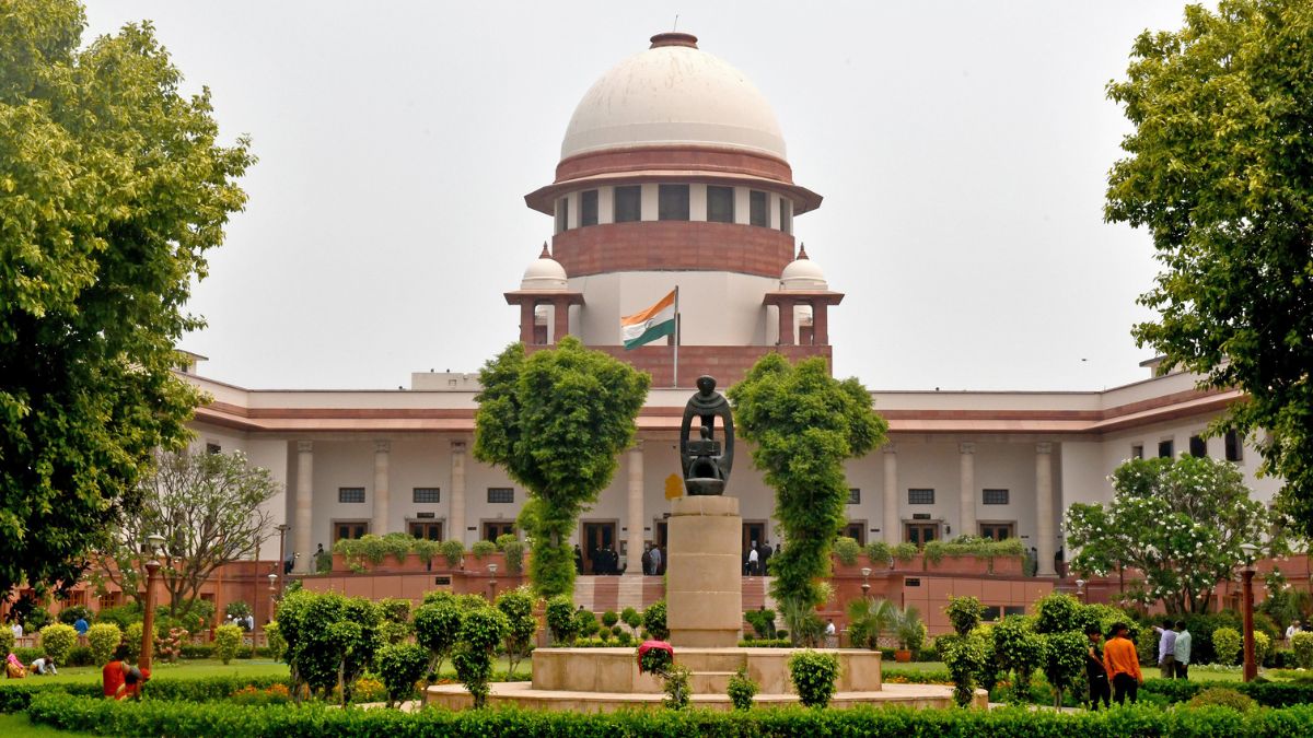 Supreme Court Declines Stay on New Law for CEC, ECs Appointment; Sends ...